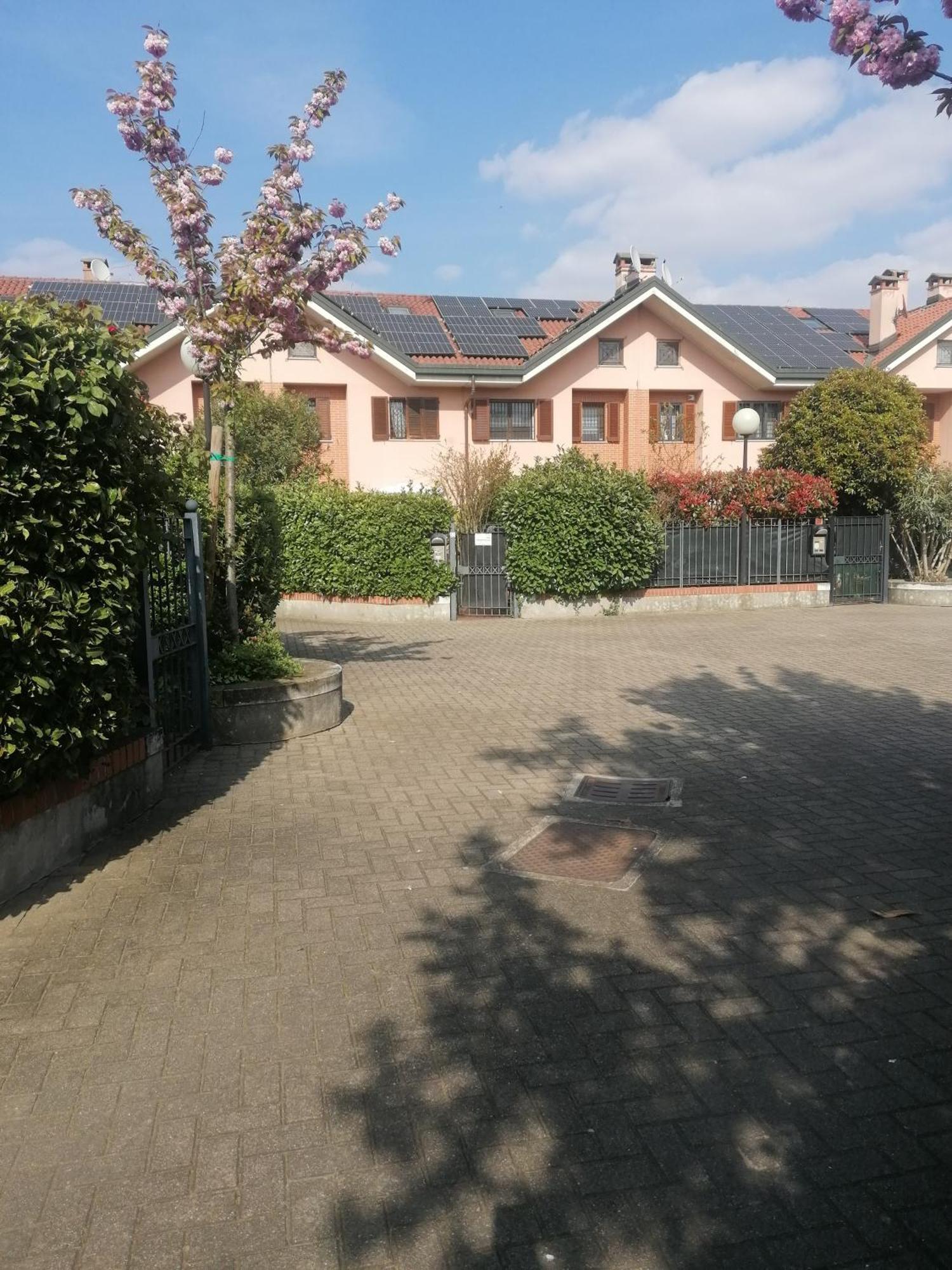 La Casa Blu- Forum Di Assago, Ospedale Humanitas, Milanofiori, Ieo Rozzano Esterno foto